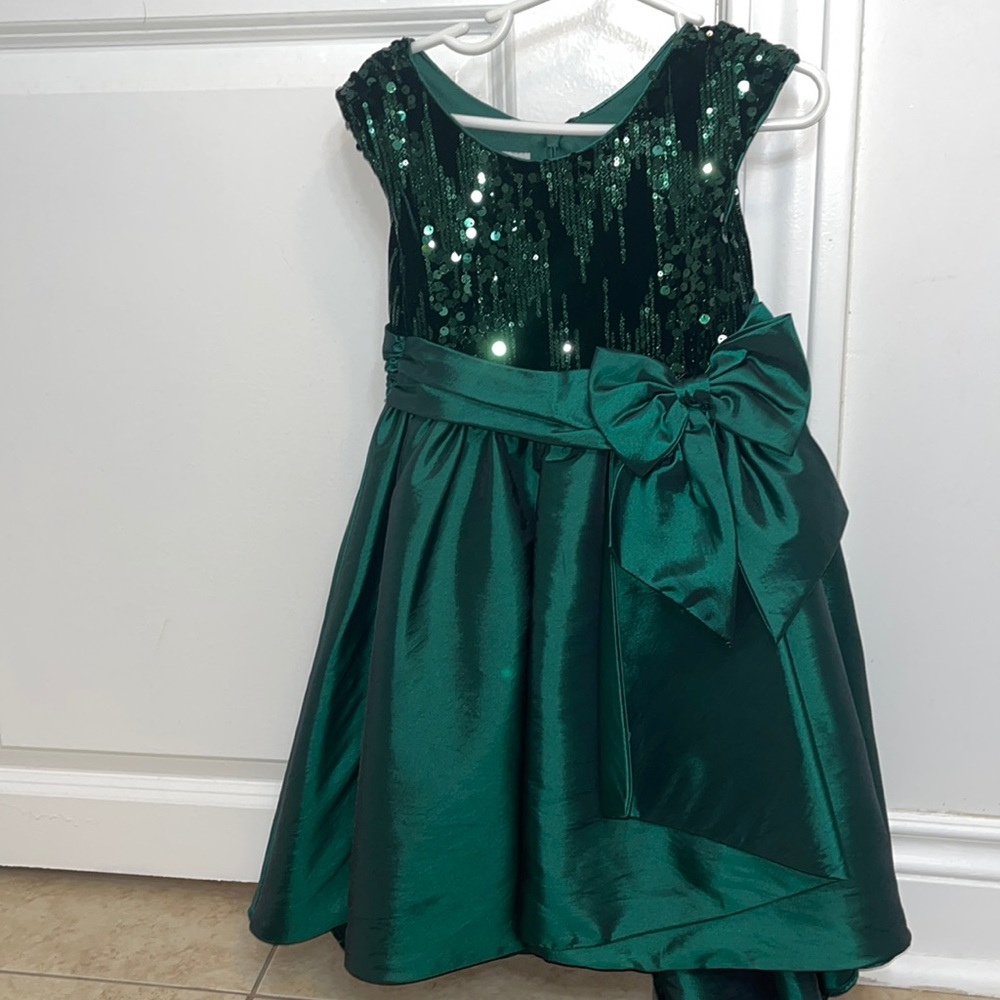 Beautiful perfect 🎄 dress!